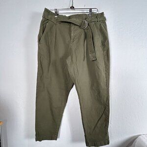 Torrid First at Fit Womens Olive Paperbag Canvas Crop Pants Size 0 Stretch New